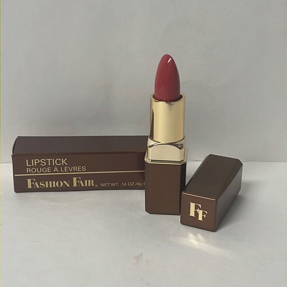 Fashion Fair  Lipstick Rouge a Levres "PRIDE" - Picture 1 of 3